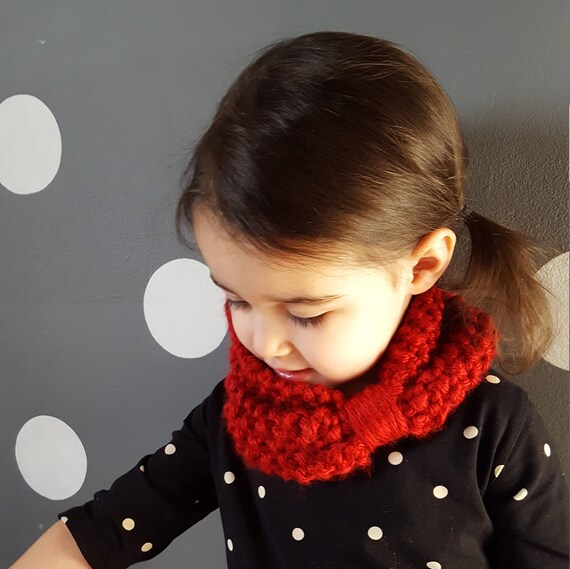 Items similar to Knit Scarf, Baby Cowl, Toddler Scarf in Red, Baby