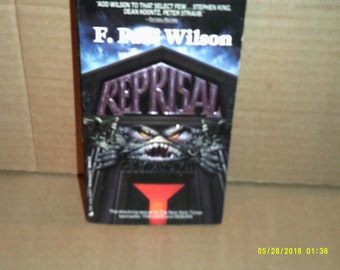 Reprisal F. Paul Wilson Jove 1992