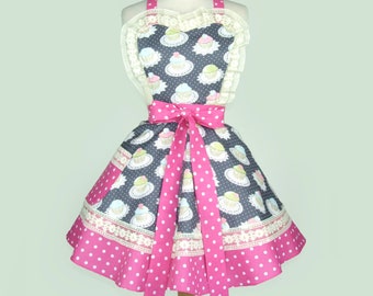 Apron Cupcakes Apron Retro Vintage Inspired polka dots Apron