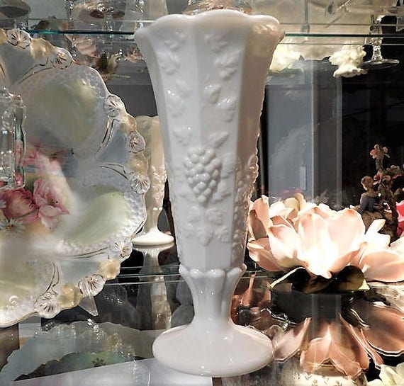 Milk Glass Vase / Westemoreland / Paneled Grape