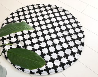 Playmat “Mindgames” tipi playmat, B&W playmat,monochrome playmat, baby play mat, round baby mat, Tummy Time, Baby Floor Rug, Newborn Gift