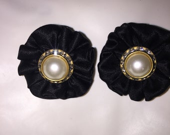 Vintage Artisan Tuxedo Earrings