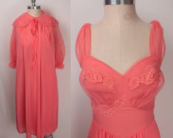 1950s Vanity Fair peignoir set // sheer overlay // puff sleeves