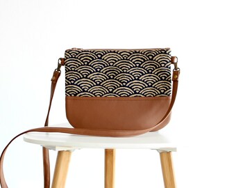 Crossbody leather bag, Clutch Purse, Every day purse, Vegan, Every day bag, Brown