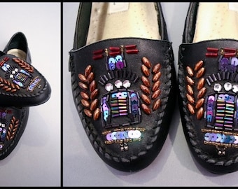 Vintage 80s Royal Beaded Crest Loafer Flats (US 6.5)