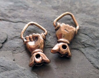 bronze hand connector, bronze hand charm, hand with ring, victorian hand, fist charm, small hand, earring component, charm hanger, 1 pair
