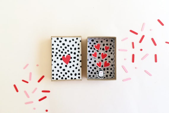 Hearts diorama small message box - Valentin gift - Valentine gift - valentine's day - love gift - Little gift for her - little gift for him