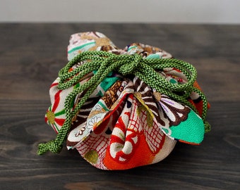 Kinchaku Purse, small kinchaku bag, small drawstring bag, Japanese fabric, reversible