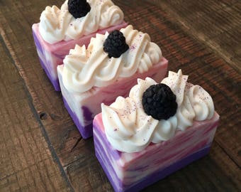 Black Raspberry & Vanilla Cakes | Cold Process Soap | Handmade | Artisan Soap | Scented | Vegan |