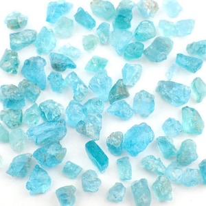 10gm Blue Apatite raw stones - 50ct / appx. 15-35pc / appx. 5-12mm - chosen at random stone rough crystal mineral natural