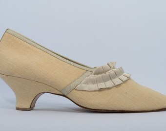 18th Century Shoe, Reenactment, Georgian, historical footwear, silk pumps