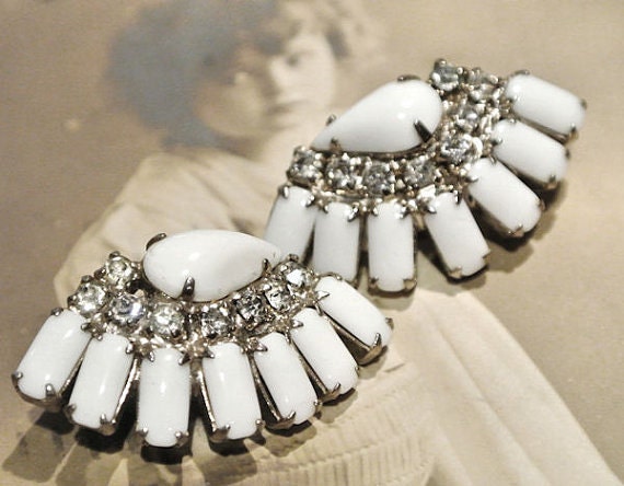 Rhinestone Earrings / Mid Century / Milk Glass / Wedding / Clip On