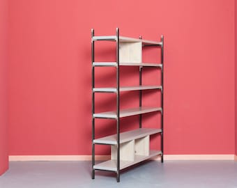 Shelf made of reclaimed wood and iron SUSTEREN ROSA