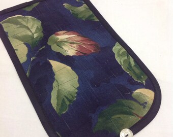 Crochet Hook Case Organizer holds 10- 20 hooks - Free Ship in USA