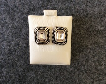 Earrings silver Emerald stonestuds