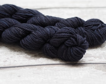Naturally dyed yarn - Logwood on 100% Lambswool