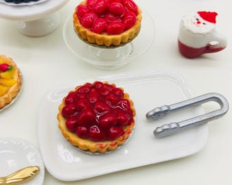 Miniature Pie Strawberry,Miniature Fruit Cake,Miniature Bakery,Miniature Sweet,Dollhouse cake,Dolls and miniature