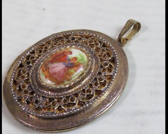 Vintage Fragonard Locket, 1940s to 1950s French, Vintage Picture Pendant, West Germany jewelry 1940s