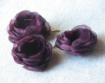 Purple hair flowers Purple hair pins Eggplant hair flower Aubergine flower Purple wedding Eggplant wedding Purple bridemsaids Purple wedding