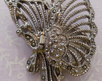 Vintage LEE SANDS Butterfly Necklace Watch Marcasite Silver Tone