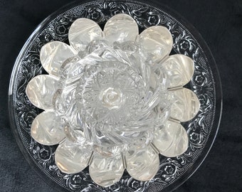 Repurposed Glass Flower/Suncatcher/Wall Decor/Garden Art