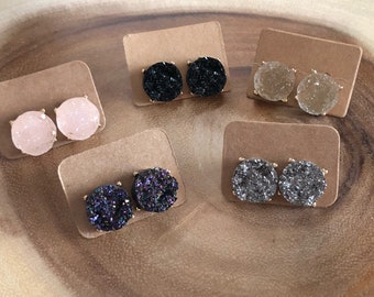 Druzy Stud Earrings / Druzy Earrings / Druzy Jewelry / Raw Stone Jewelry / Delicate Jewelry / Minimalist Jewelry /Bridal / Gifts / Gemstone