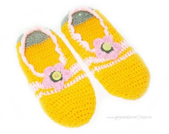 chrocheted Slipper , Spring Flowers,