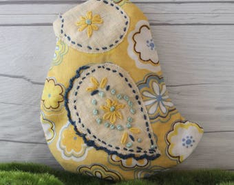 Small Vintage Fabric Chick with Lavender Sachet Pouch, Lavender Drawer Sachet