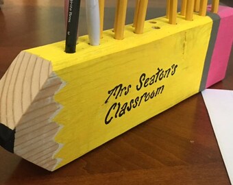 Pencil Holder - Teacher Gift - Desktop Pencil Holder - Pen holder - Pencil shaped pencil holder - Custom pencil holder - Teacher Name Plate
