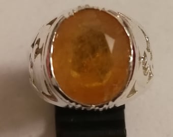 YELLOW SAPPHIRE RING