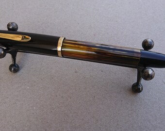 Pelikan 400 NN Tortoise Fountain pen from 1960, Gold EF nib