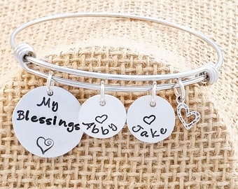 Mom Bangle Bracelet - Grandma Bangle Bracelet - Expandible Bangle - Personalized Bangle Bracelet - Custom Bracelet - Charm Bracelet