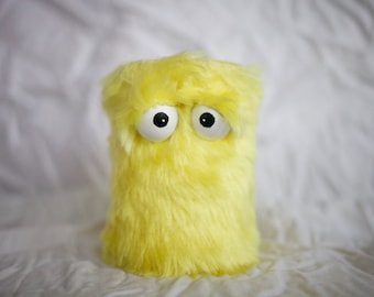 Kids Instruments Shaker - Furry Yellow Handmade Durable Eco-Friendly Fun Coolest Shaker Drums Instruments For Kids