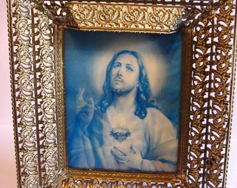 Vintage Large Filigree Frame Lighted Hologram Jesus & Mary
