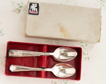 Art Deco Spoons - EPNS Silver Plated Boxed - Antique De Montford - Set of 11 in Original Box