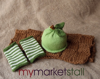 Green Apple Baby Hat and Legwarmers - 0-3 Months - Ready to Ship
