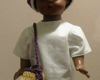 Purple daisy hat and purse