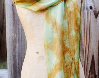 Itajimi Shibori silk organza scarf, clamp-resist dyed, one of a kind. Reiki infused. Orange and light sage green. 20” x 70”