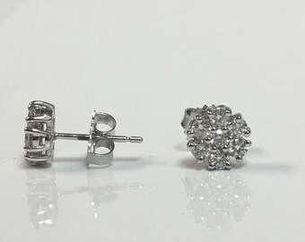 Flower diamond earrings