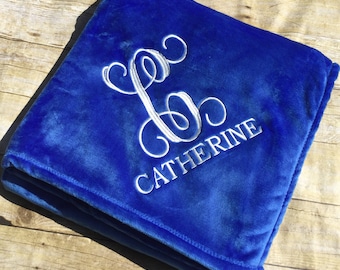 Personalized Embroidered Plush Throw Blanket /Wedding/Anniversary/Graduation/ Bright Colors / Perfect for Teens and Kids.