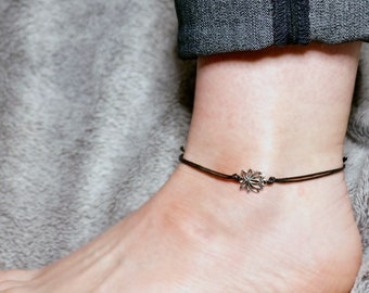 Lotus Anklet, Silver Anklet, Lotus Ankle Bracelet, Anklets for Women, Beach Anklet, Surf Anklet, Festival Anklet, Yoga Gift, Yogi Gift, Boho