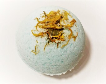 Lemongrass Dandelion Flowers Bath Bomb UK Seller