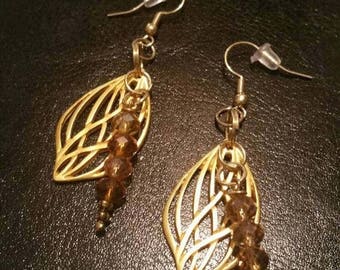 Sale Sale Sale Charming leafy earrings