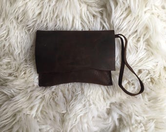 Brown wristlet- 1751