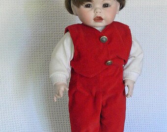 HOLD HOLD micheal porcelain doll
