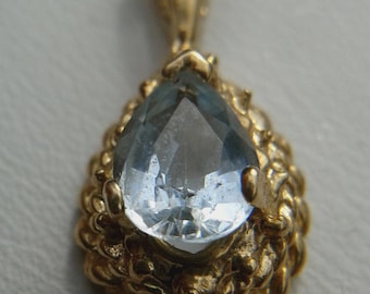 Gold and Teardrop Aquamarine Pendant (Pendant only)