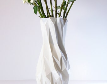 3D Printed Home Decor Vase White Vases Living Room Decor Modern Tall Vase Modern White Geometric Vase White Faceted Vase