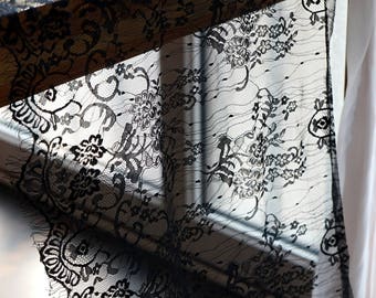 1.5 M x 55cm black chantilly - Ref BLACK LACE lace. 2205