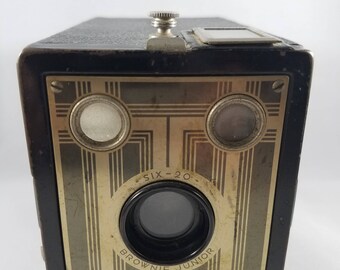 Kodak Six-20 Brownie Junior Camera