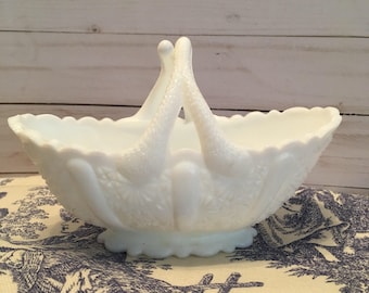 Fenton milk glass button and daisies basket